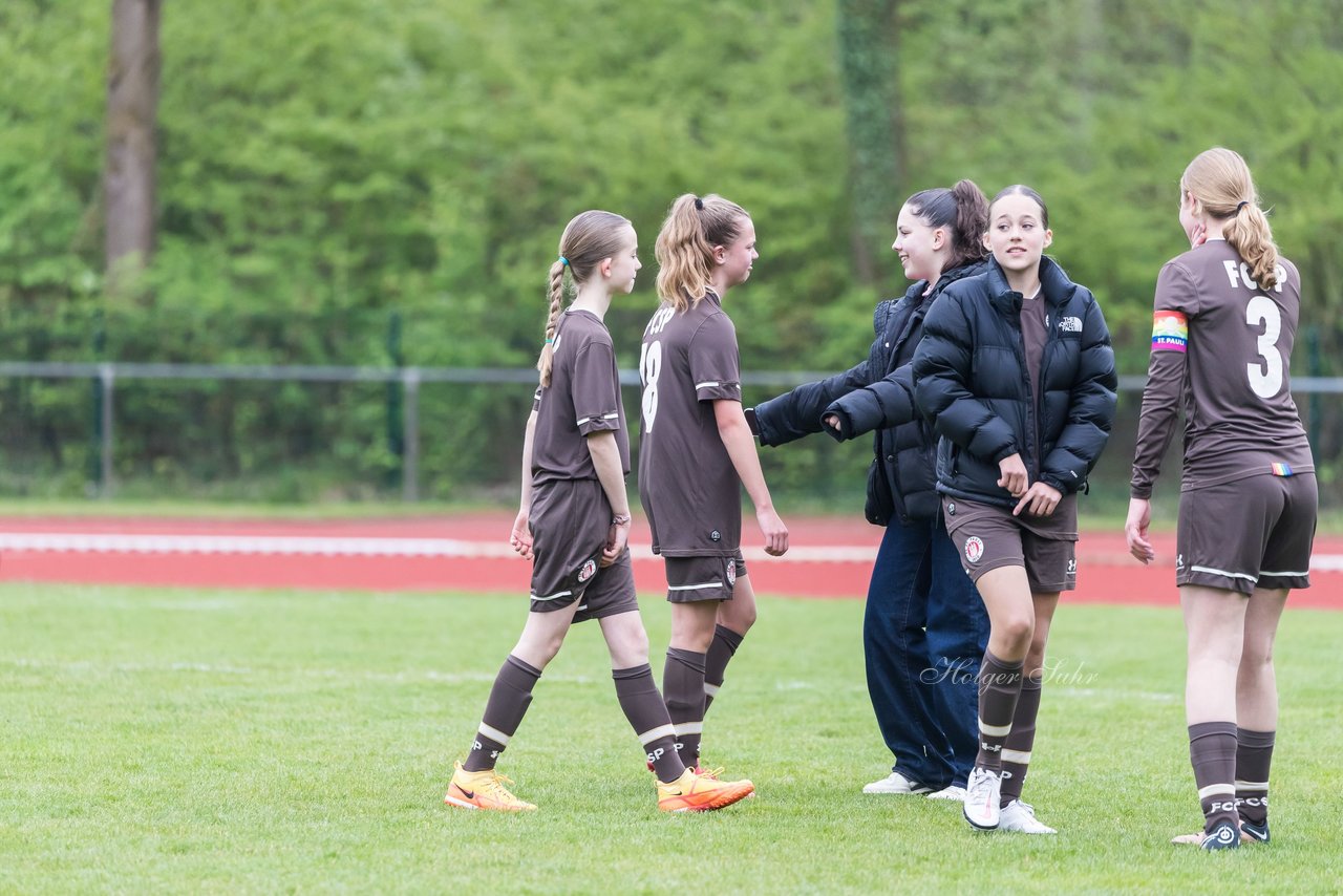 Bild 316 - wCJ VfL Pinneberg3 - St.Pauli : Ergebnis: 2:1